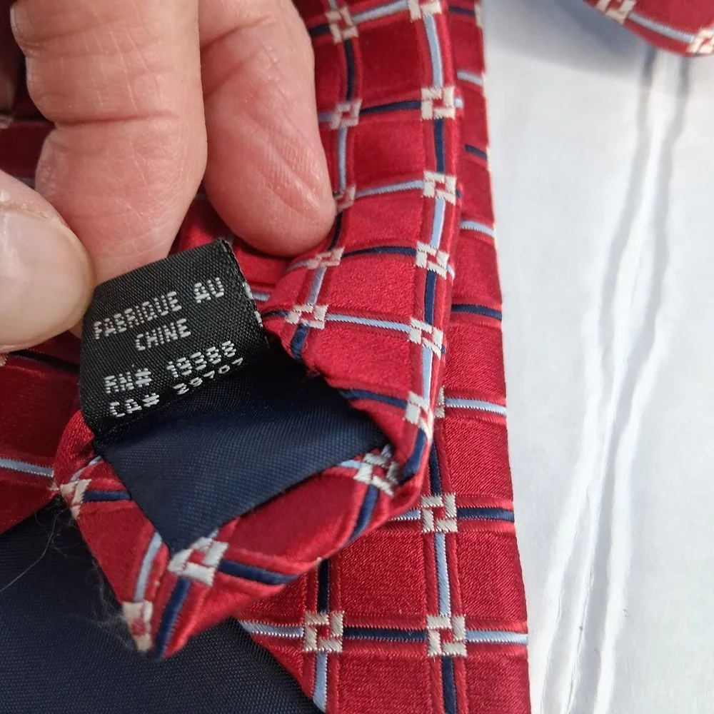 IZOD Necktie Men One Size Red Geometric Grid 100% Silk Classic Professional Tie